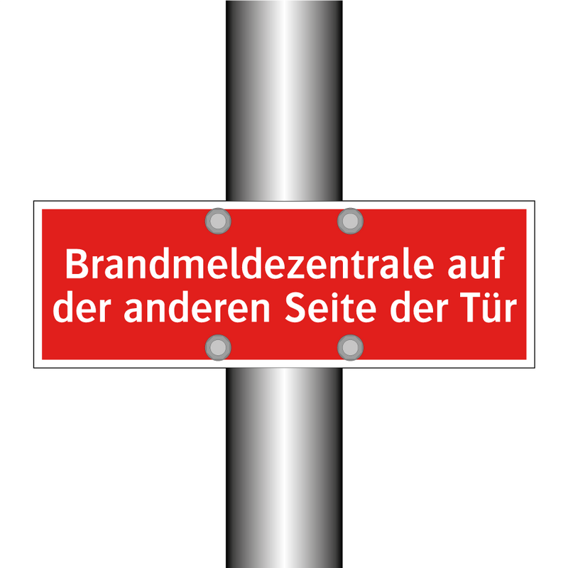 Brandmeldezentrale auf der anderen Seite der Tür