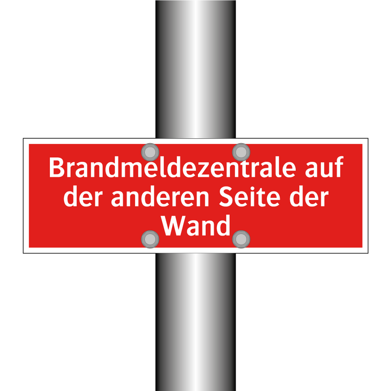 Brandmeldezentrale auf der anderen Seite der Wand