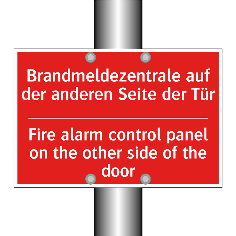 Brandmeldezentrale auf der anderen /.../ - Fire alarm control panel on the /.../