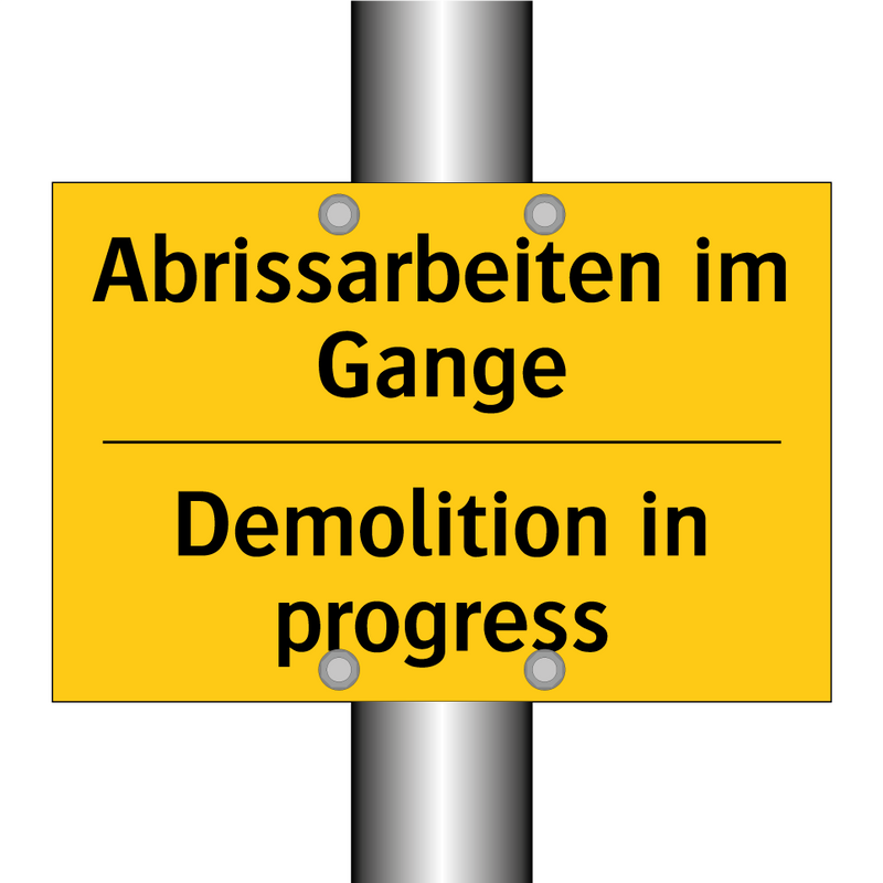 Abrissarbeiten im Gange - Demolition in progress