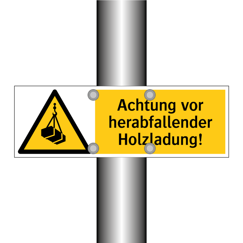 Achtung vor herabfallender Holzladung!